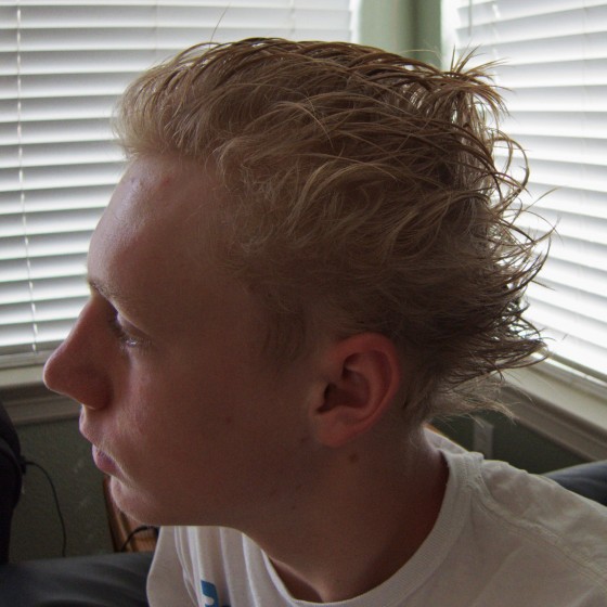 alex-sleek-hair