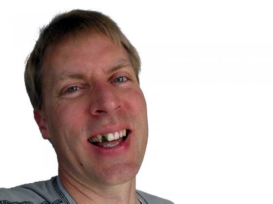 hygiene-food-in-teeth